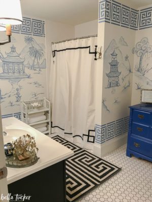 blue and white chinoiserie mural by Bella Tucker Decorative Finishes