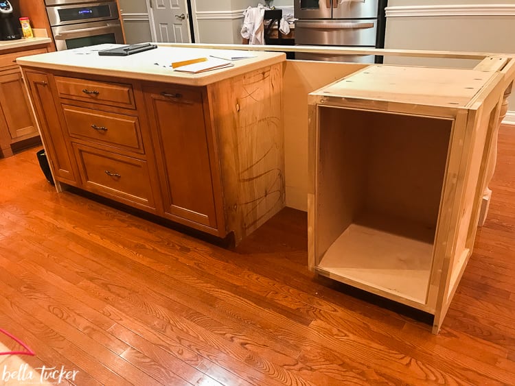 Island Space For Under Counter Fridge, Kitchen Island With Fridge Drawers