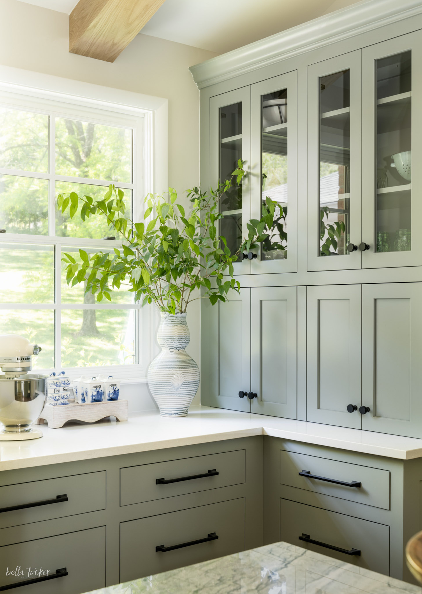 A Guide to Updating Your Kitchen Cabinet Hardware - Bella Tucker